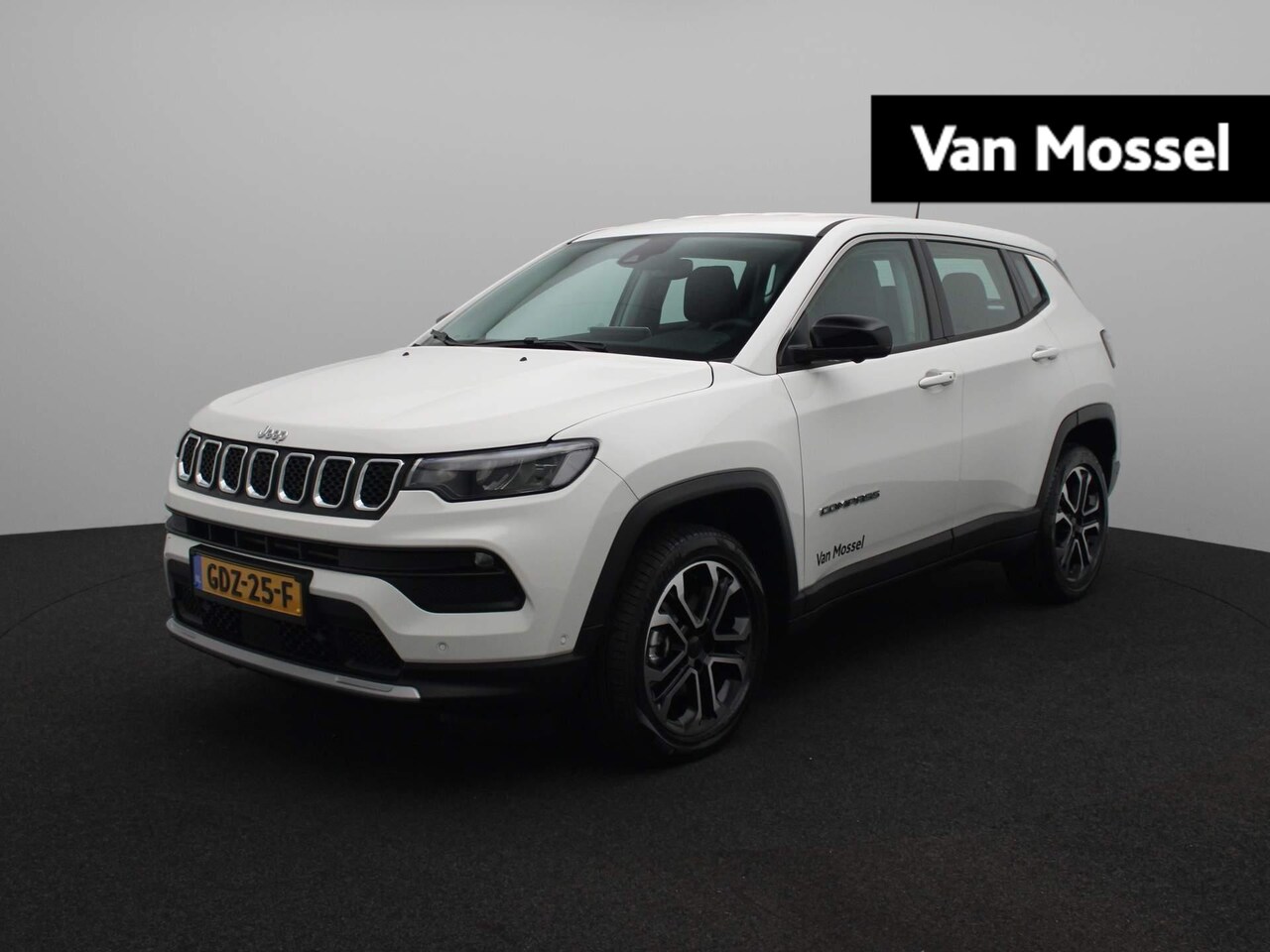 Jeep Compass - 1.5T e-Hybrid Altitude 1.5T e-Hybrid Altitude - AutoWereld.nl