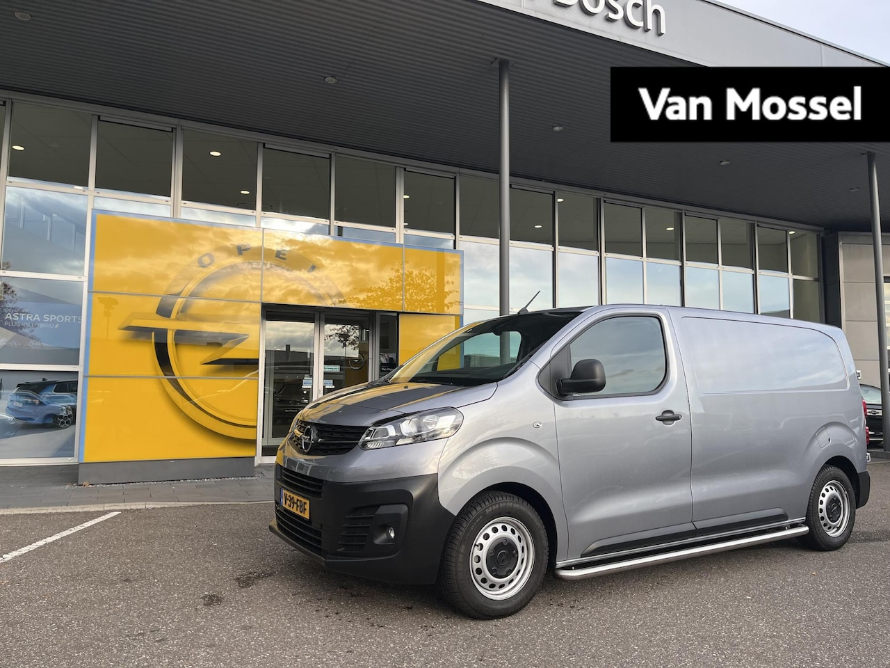 Opel Vivaro - 2.0 BlueHDi 90kW S&S L2 | Edition | 122pk | Automaat | Navigatie | Parkersensoren Achter | - AutoWereld.nl