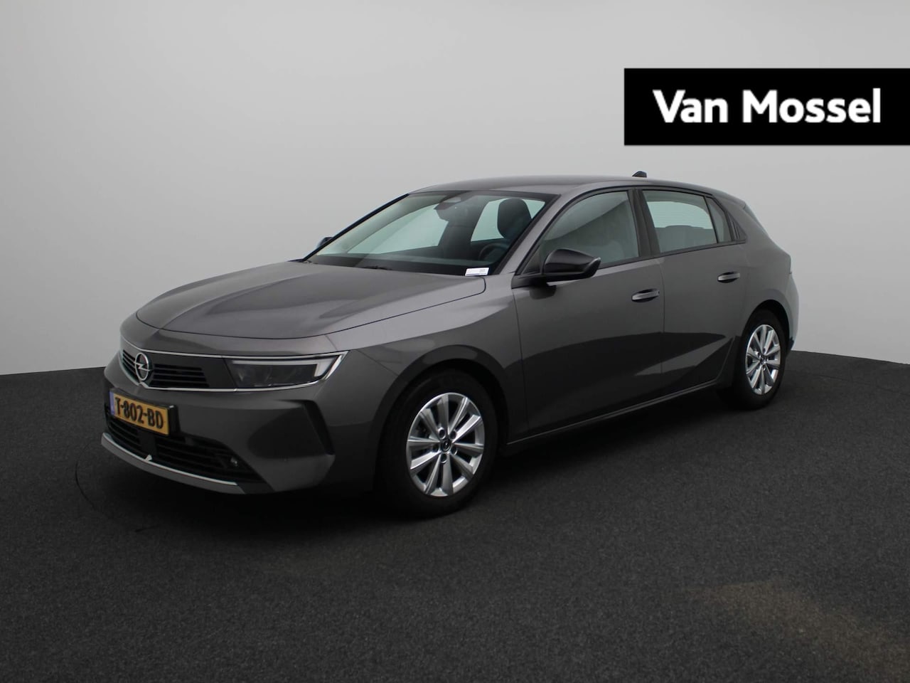 Opel Astra - 1.2 Edition | 110pk | Navigatie | Parkeersensoren | Keyless | Climate Control | 36.000km! - AutoWereld.nl