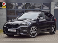 BMW X1 - xDrive25i High Executive | Pano | Hud | Camera