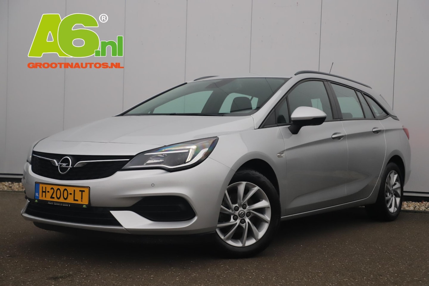 Opel Astra Sports Tourer - 1.2 Edition 131PK 16 inch LMV Navigatie Clima Cruise Carplay Android Bluetooth Parkeersens - AutoWereld.nl