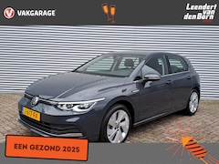 Volkswagen Golf - 1.5 eTSI Style Massagestoel | Navigatie | Apple Carplay/Android Auto | Adaptieve Cruise |