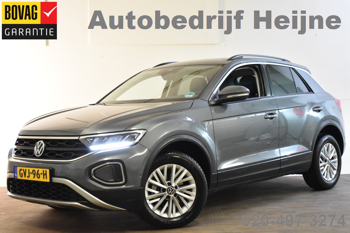 Volkswagen T-Roc - TSI 110PK LIFE NAVI/VIRTUAL/PDC - AutoWereld.nl