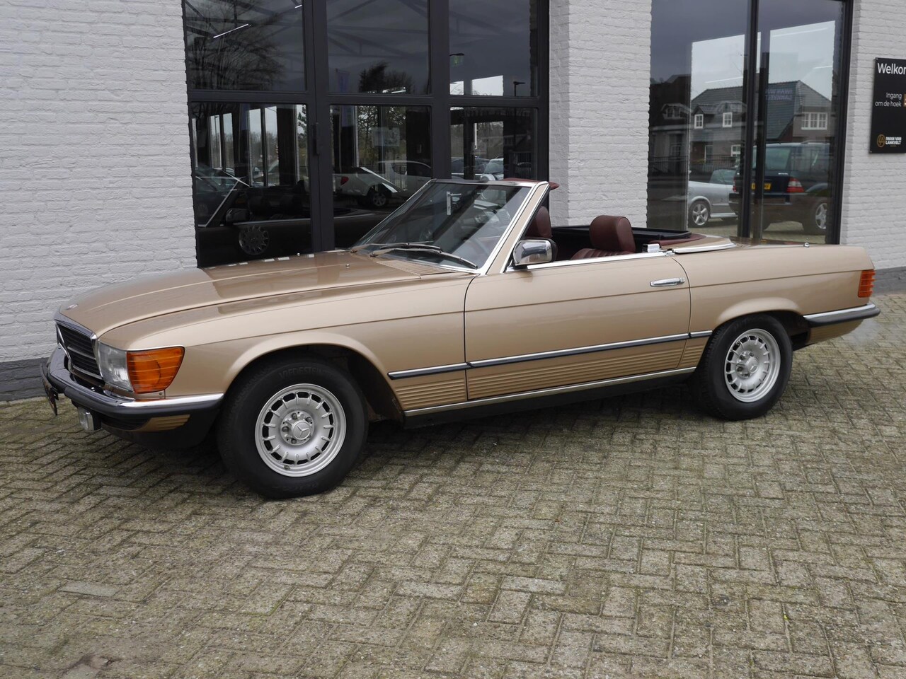 Mercedes-Benz SL-klasse Cabrio - 280 SL 5 Bak 190.000KM !!! Topstaat - AutoWereld.nl