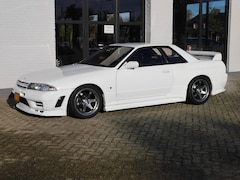 Nissan GT-R - SKYLINE R32-GTR