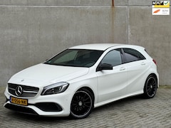 Mercedes-Benz A-klasse - 180 1.6 AMG-Line 2015 Wit LED|CARPLAY