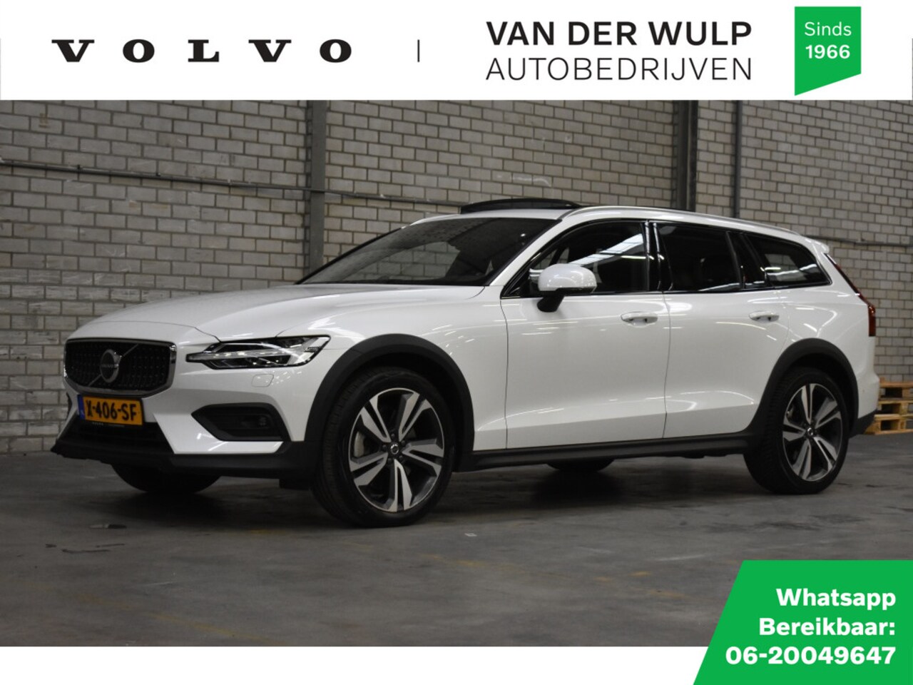 Volvo V60 Cross Country - B5 250pk AWD Ultimate | Bowers&Wilkins | Trekhaak | Massage - AutoWereld.nl