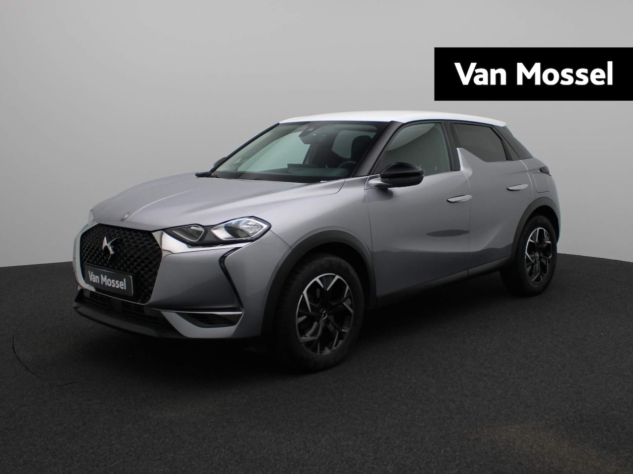 DS 3 Crossback - 1.2 PureTech So Chic | NAVIGATIE | PARKEERSENSOREN | ACHTERUITRIJCAMERA | CRUISE CONTROL | - AutoWereld.nl