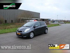 Toyota Yaris - 1.3 VVTi Aspiration automaat 5-deurs bluetooth airco leuke sportieve