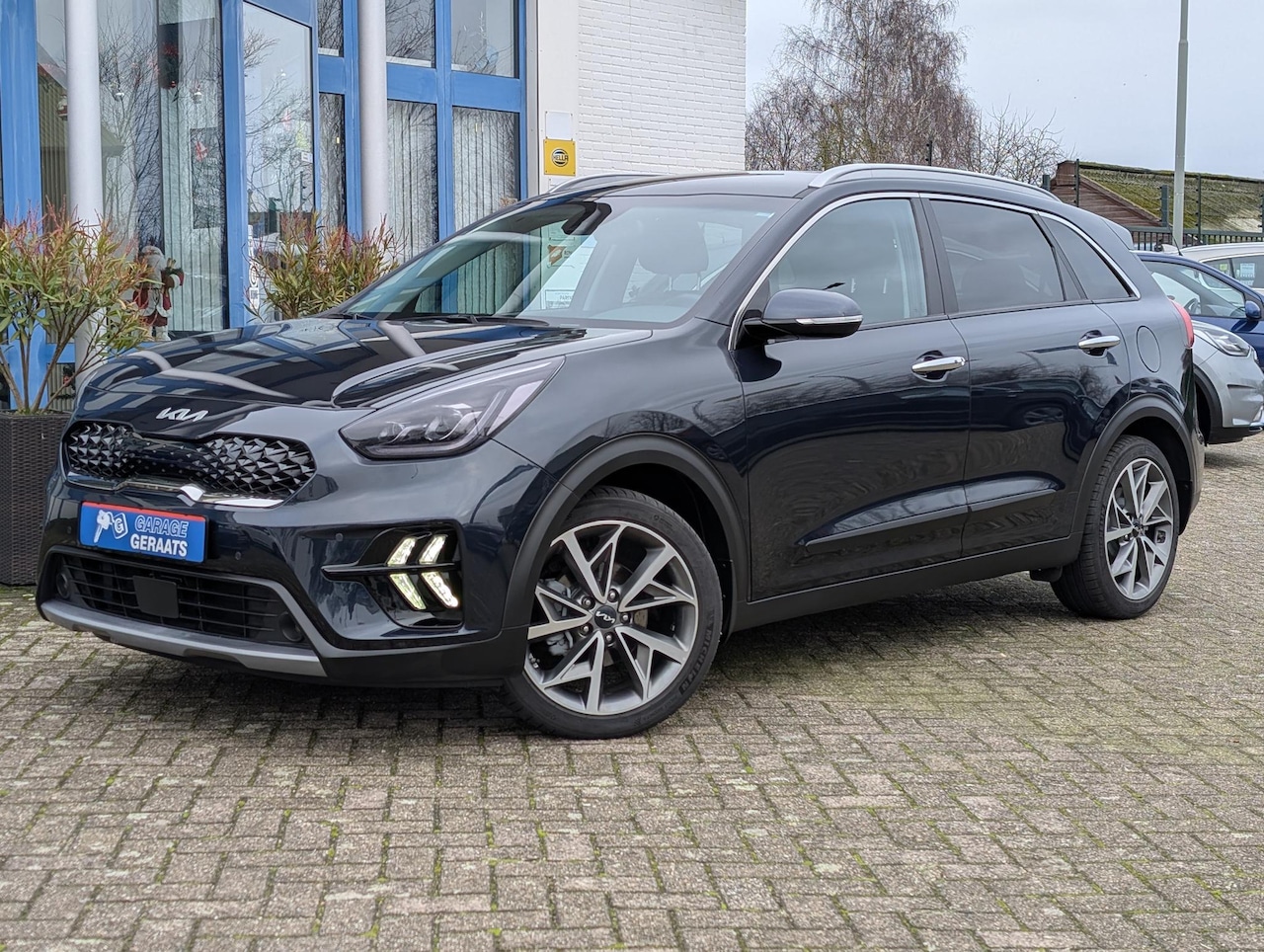 Kia Niro - 1.6 GDi Hybrid DynamicPlusLine | KIA logo, Digitaal Display, Dodehoekherkenning, Parkeerse - AutoWereld.nl