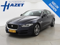 Jaguar XE - 2.0t 200 PK R-SPORT AUT. + LEDER / CAMERA / STOELVERWARMING