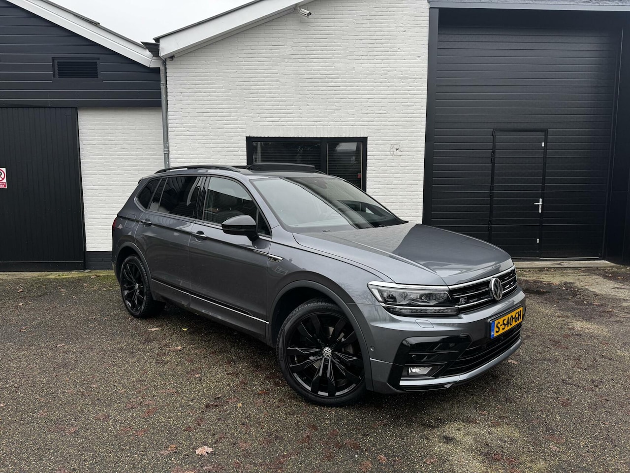 Volkswagen Tiguan Allspace - 1.5 TSI Highline R-Line 7p. - AutoWereld.nl