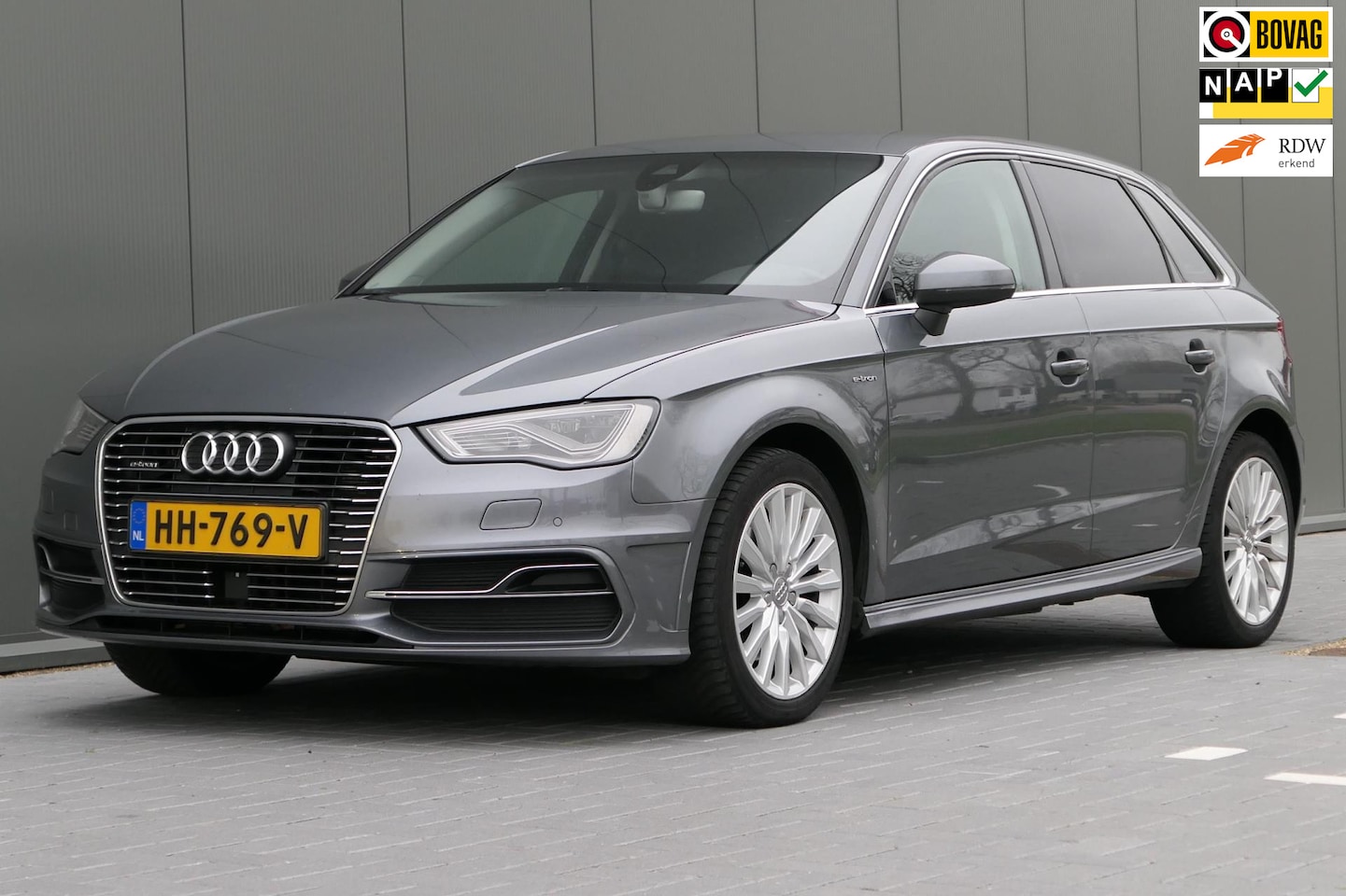 Audi A3 Sportback - 1.4 e-tron PHEV 204pk Attraction Pro Line Navi Cruise LED Lane Assist - AutoWereld.nl