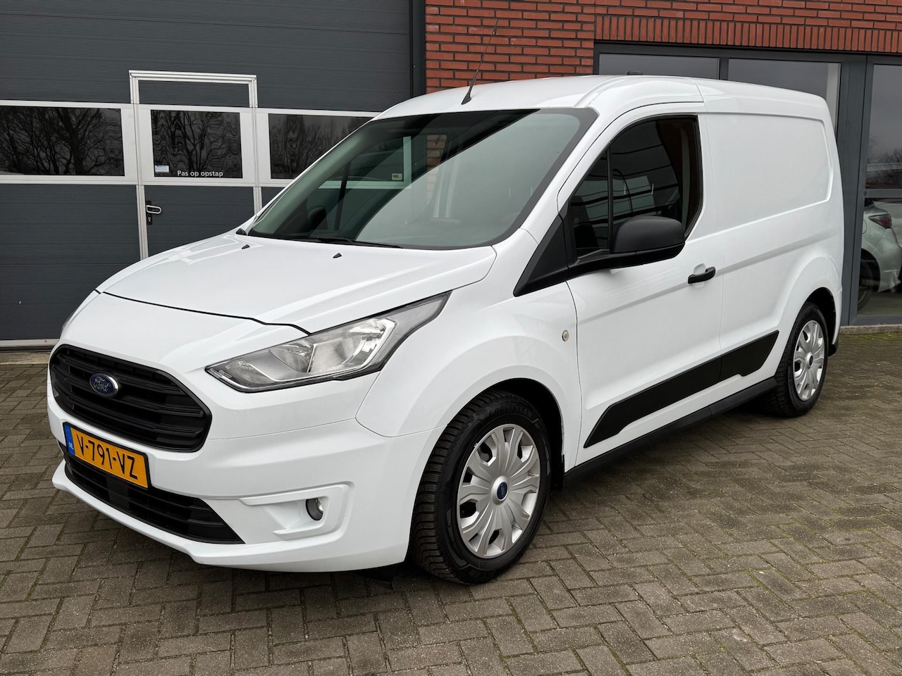 Ford Transit Connect - 1.5 EcoBlue L1 Cruise Airco Navi Camera - AutoWereld.nl