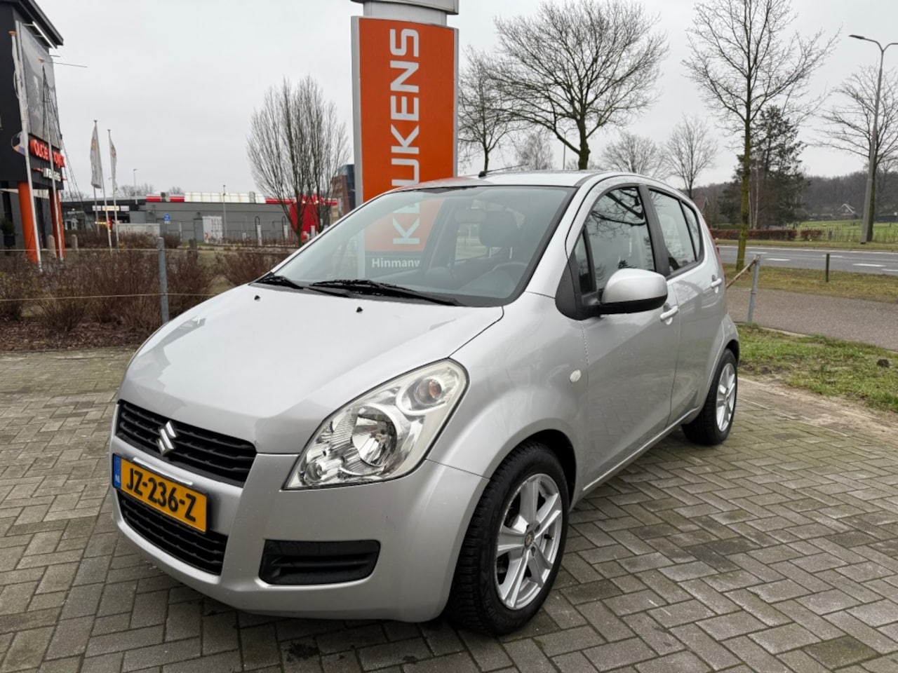 Suzuki Splash - 1.0 EXCLUSIVE ZUINIG STOELVERWARMING AIRCO - AutoWereld.nl