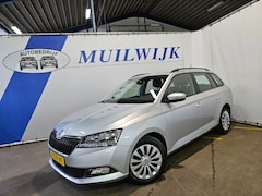 Skoda Fabia Combi - Combi 1.0 TSI Ambition / Trekhaak / Navi / NL Auto