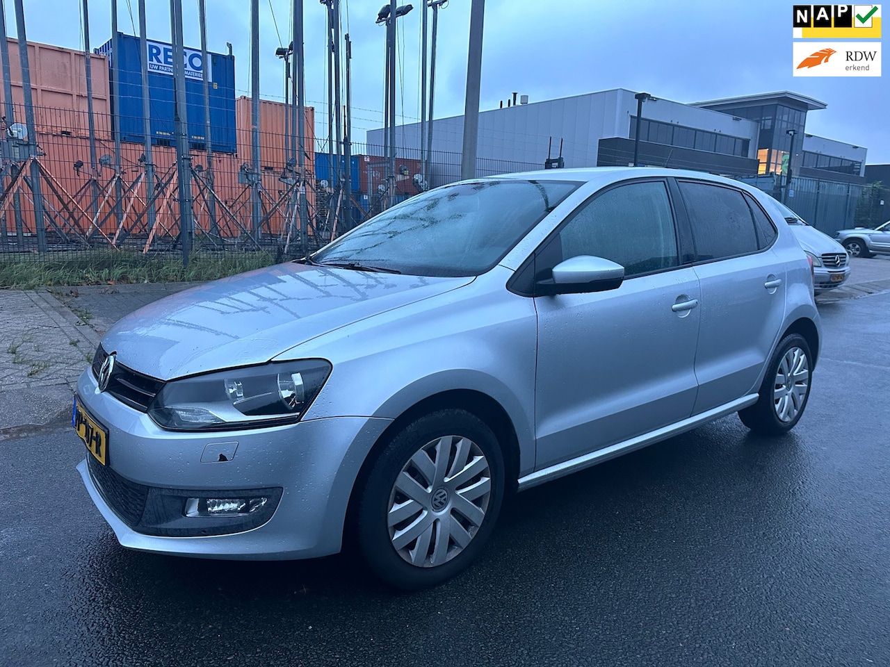 Volkswagen Polo - 1.6 TDI Highline 2010 BLUEMOTION PDC\ - AutoWereld.nl