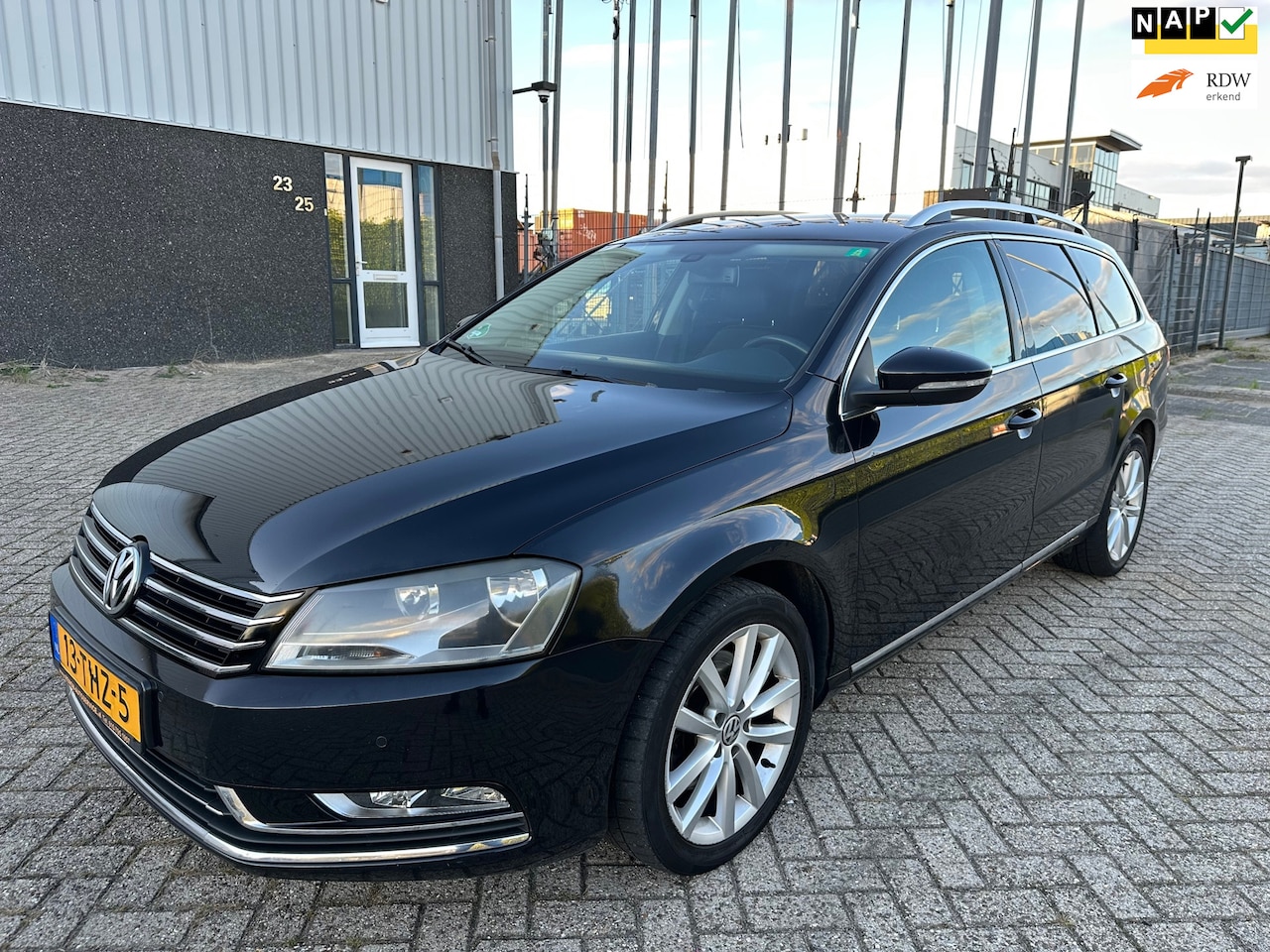 Volkswagen Passat Variant - 1.6 TDI Highline BlueMotion 2012 Navi Alcantara - AutoWereld.nl