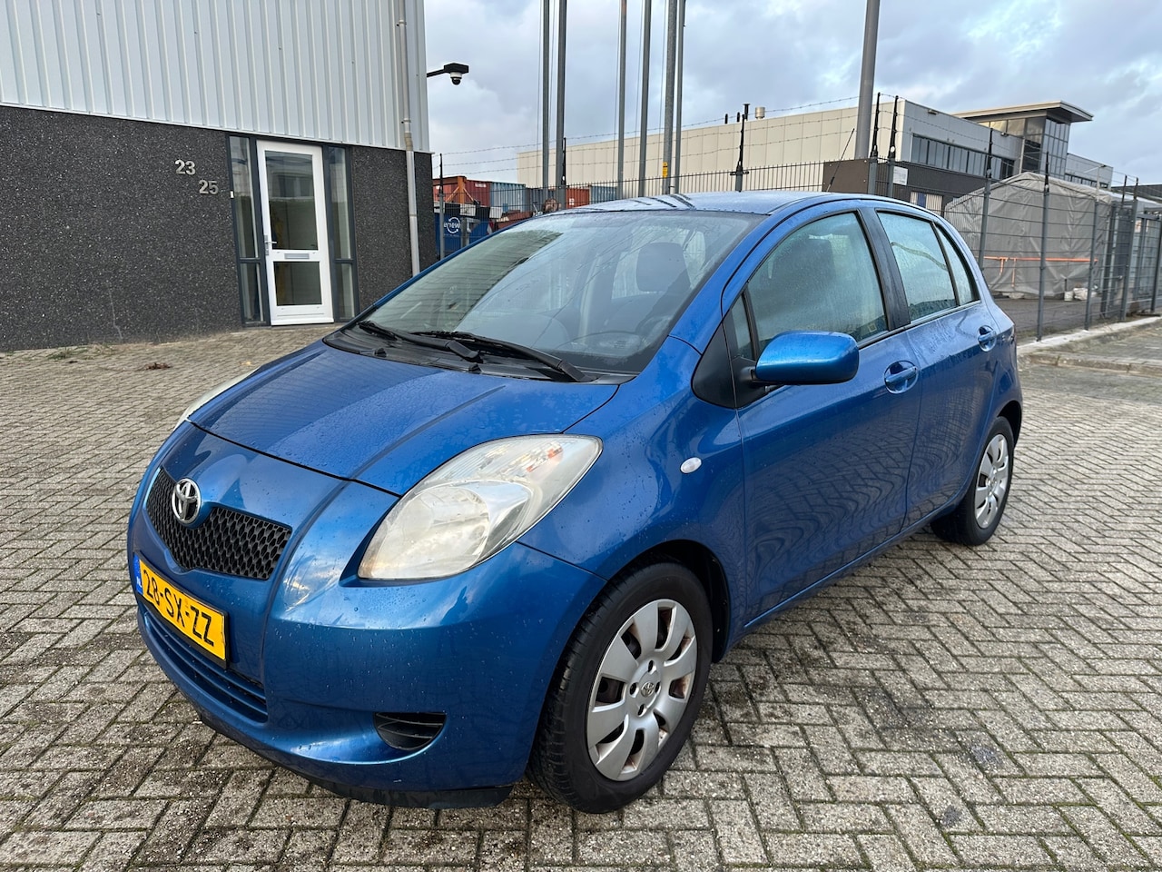 Toyota Yaris - 1.3 VVTi Sol Automaat Airco Cruise Control - AutoWereld.nl