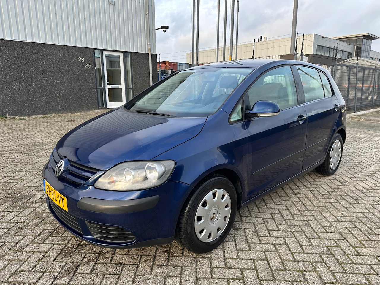 Volkswagen Golf Plus - 1.6 FSI AIRCO 2005 BLAUW - AutoWereld.nl