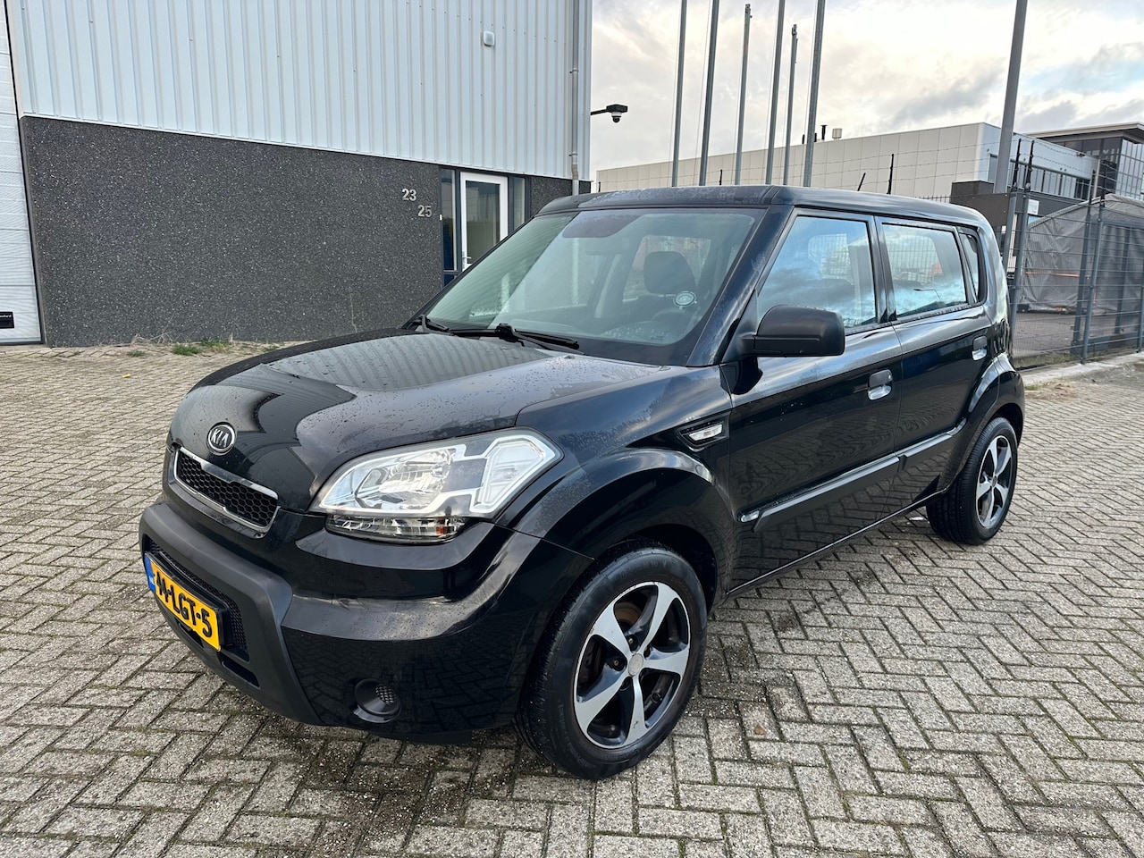 Kia Soul - 1.6 X-pect Cool 2010 ZWART AIRCO NIEUWE APK - AutoWereld.nl