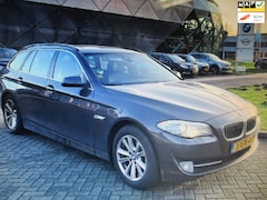 BMW 5-serie Touring - 520d High Executive Panodak/Head Up/Camera export/ex bpm