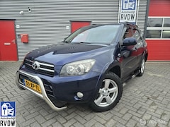 Toyota RAV4 - 2.2 D-CAT Executive 4X4