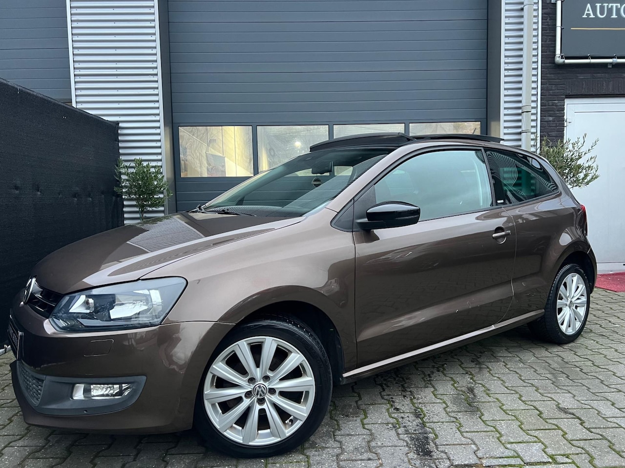 Volkswagen Polo - 1.2 | Bruin-Metallic | Schuifdak | Carplay | Bluetooth - AutoWereld.nl