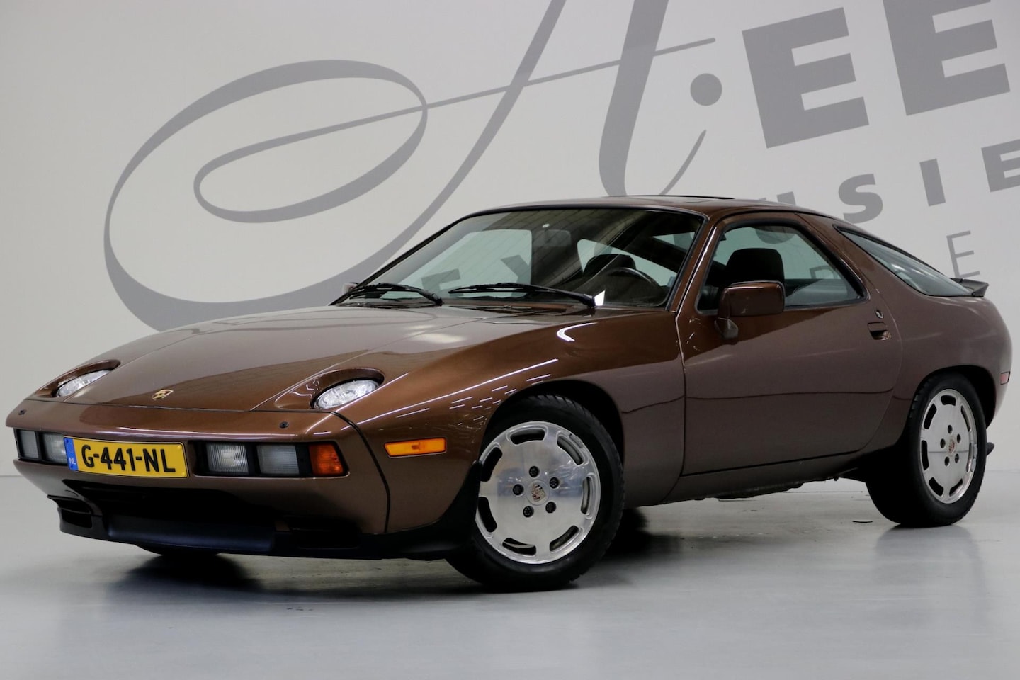 Porsche 928 - S 5.0L V8 Sunroof Coupé - AutoWereld.nl