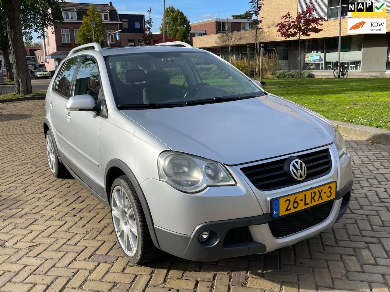 Volkswagen Polo - 1.2-12V Cross 1.2-12V Cross - AutoWereld.nl