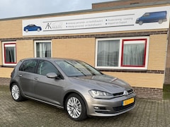 Volkswagen Golf - 2.0 TDI Highline