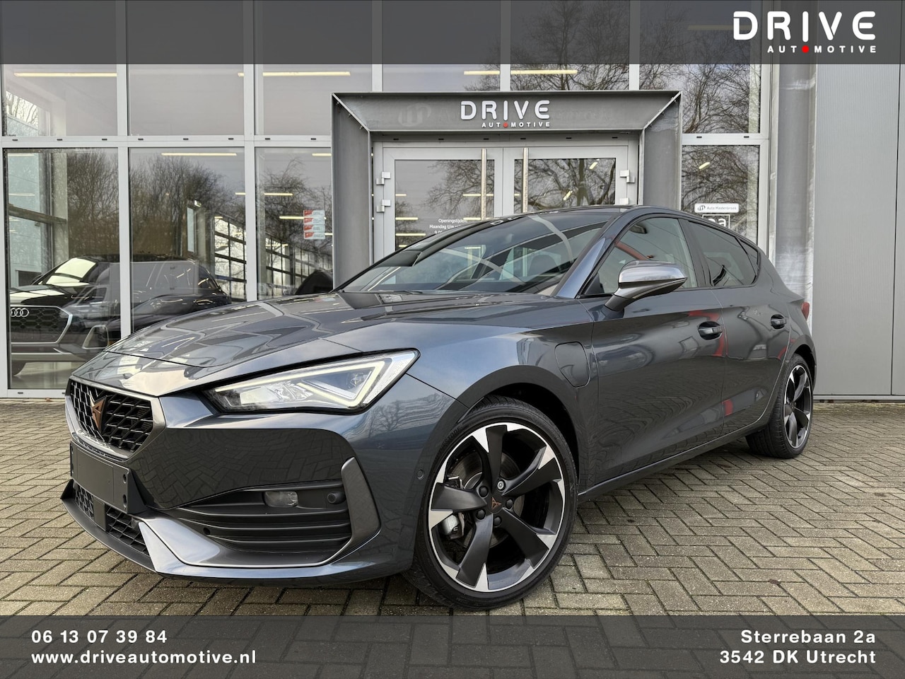 CUPRA Leon - 1.4 e-Hybrid Business 204 PK|Led|Stoel-Stuur Verwarming|Carplay|Sfeerverlichting|Fabrieksg - AutoWereld.nl