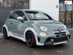 Abarth 695 - 1.4 T-Jet 70th Anniversary 1/1949 NIEUWSTAAT