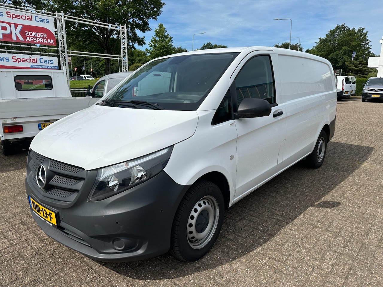 Mercedes-Benz Vito - 116 CDI Lang Airco/ Cruise/ Camera/ Trekhaak/ PDC - AutoWereld.nl