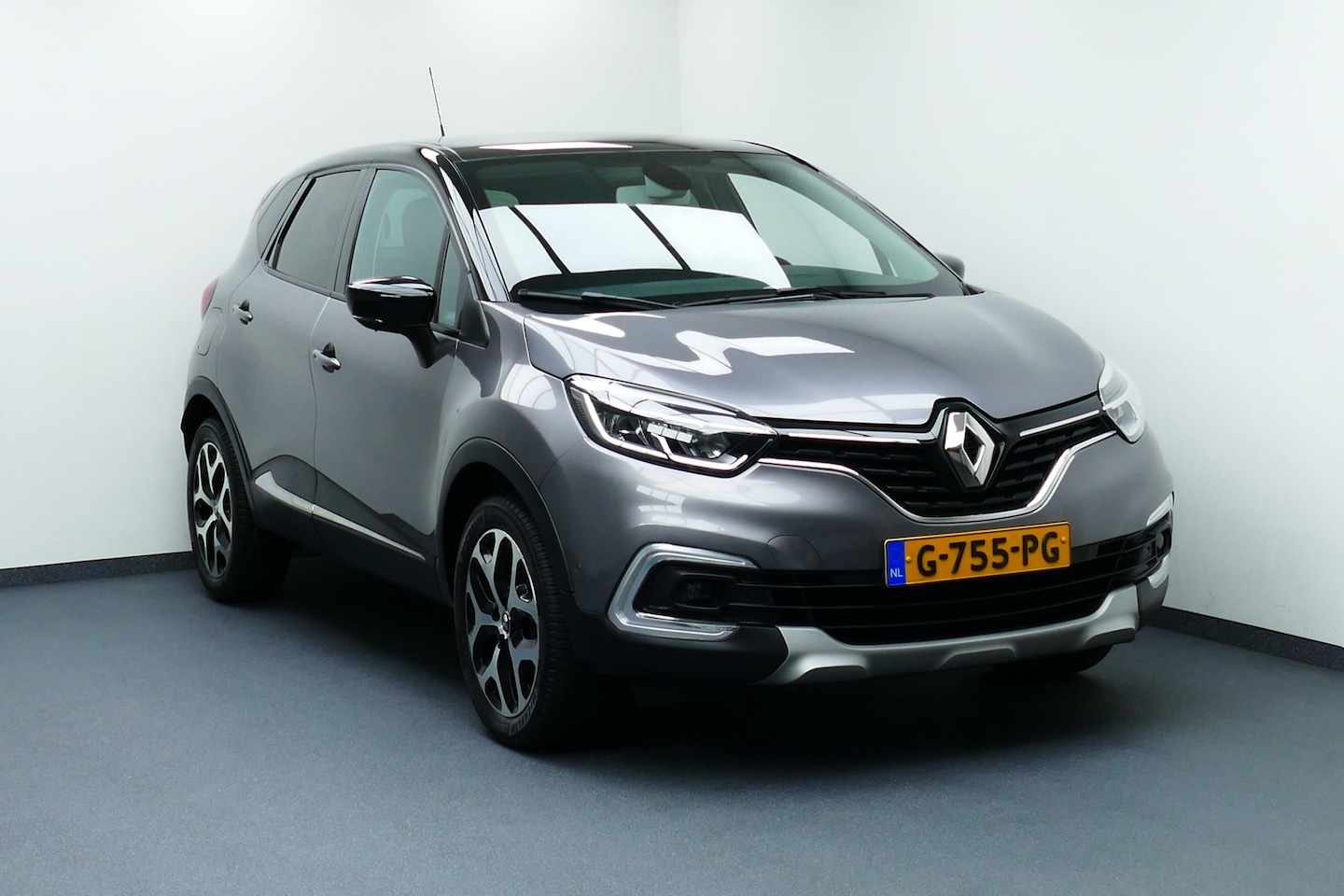 Renault Captur - 0.9 TCe Intens. Navi, Camera, Clima, Led Koplampen, 17"LMV, Haak 1200kg - AutoWereld.nl