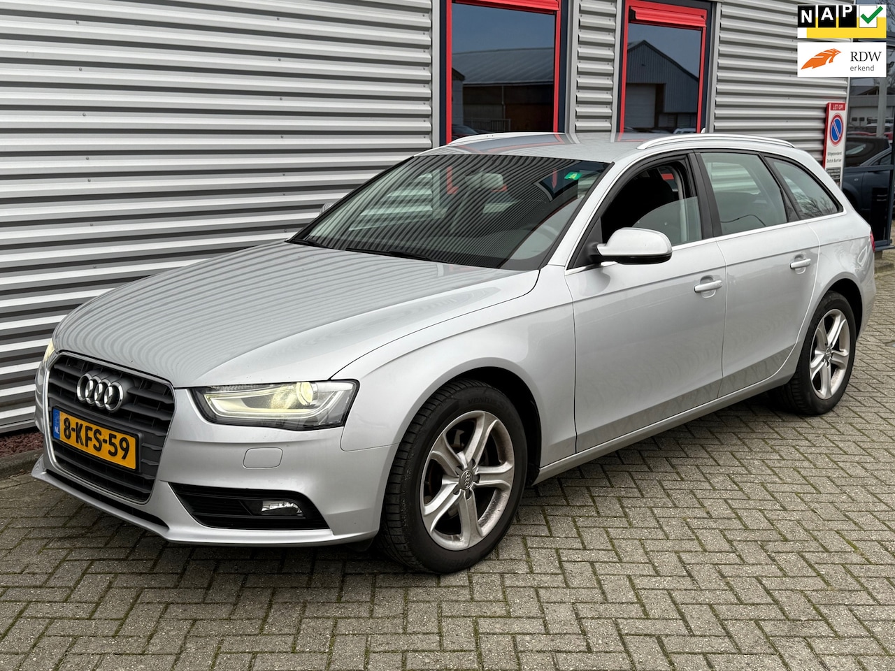 Audi A4 Avant - 2.0 TDI Business Edition 2.0 TDI Business Edition - AutoWereld.nl