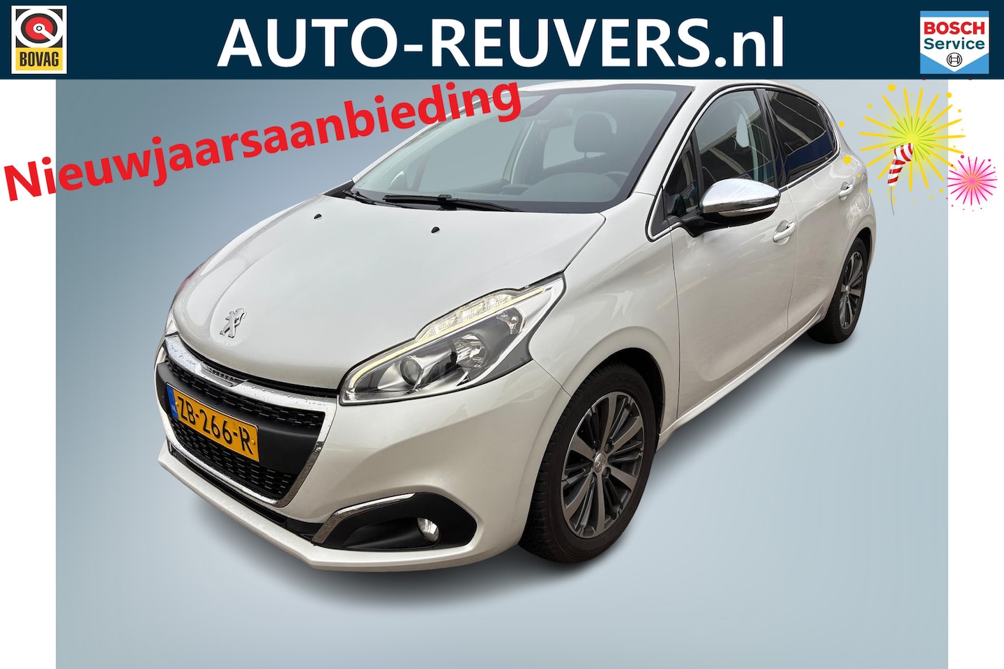 Peugeot 208 - 1.2 PureTech Allure / Navi / CarPlay / Allseason / Camera / Trekhaak - AutoWereld.nl