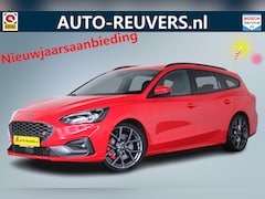 Ford Focus Wagon - 2.3 EcoBoost ST-3 / Navi / LED / Trekhaak / Carplay / Adaptieve cruise