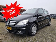 Mercedes-Benz B-klasse - 150 AUTOMAAT HANDEL OF EXPORT