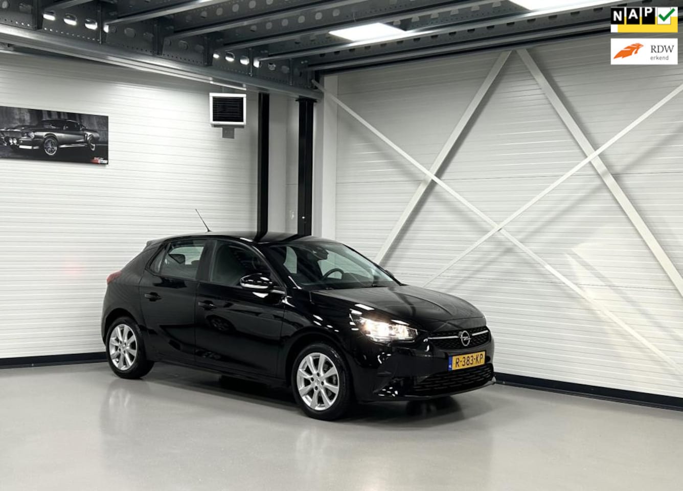 Opel Corsa - Sportieve Edition PDC/CarPlay/Android/Nav/CruiseC /Armsteun/LMV /Rijstrooksensor - AutoWereld.nl