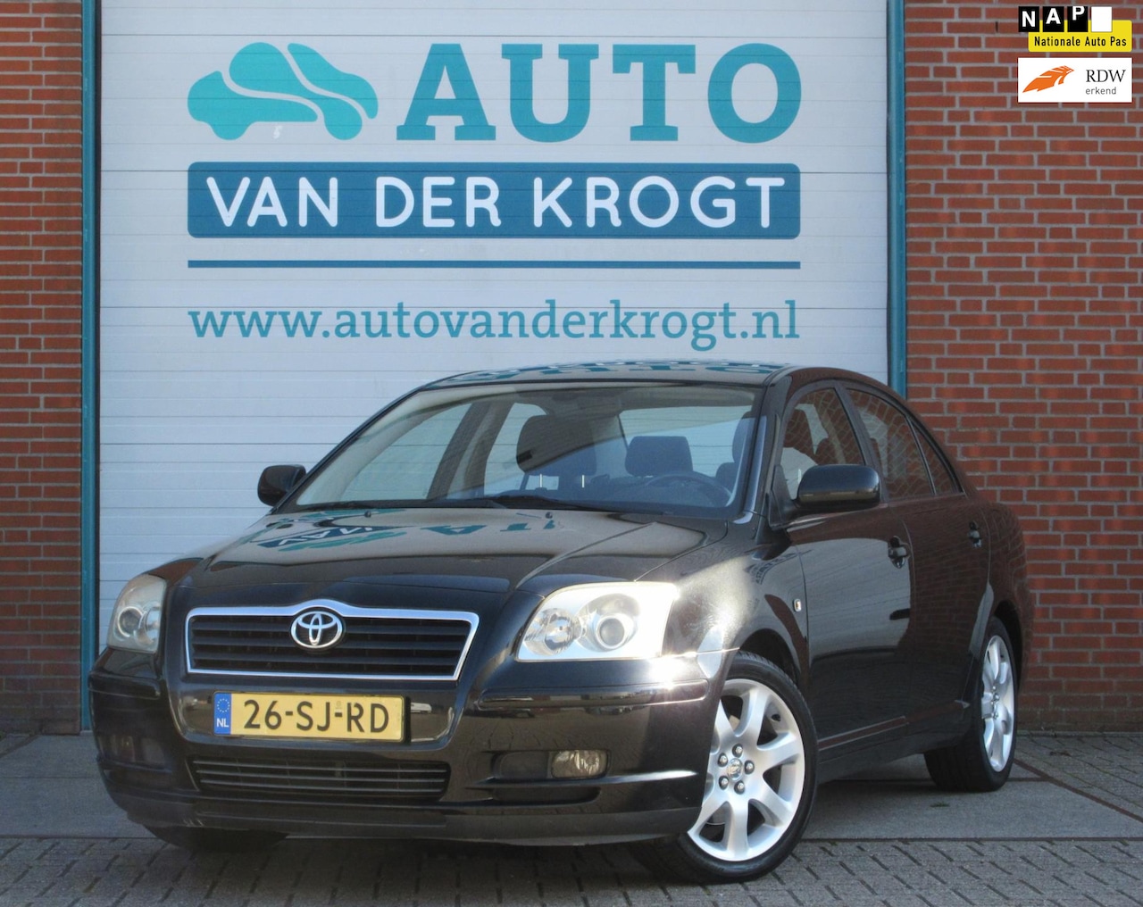 Toyota Avensis - 2.0 VVTi Linea Luna 2.0 VVTi Linea Luna, Clima, Trekhaak, Lage km, Dealer ondh. - AutoWereld.nl