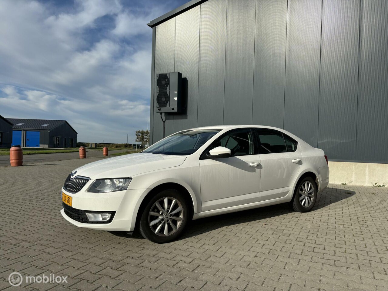 Skoda Octavia - 1.2 TSI Greentech Ambition Businessline 1.2 TSI Greentech Ambition Businessline - AutoWereld.nl