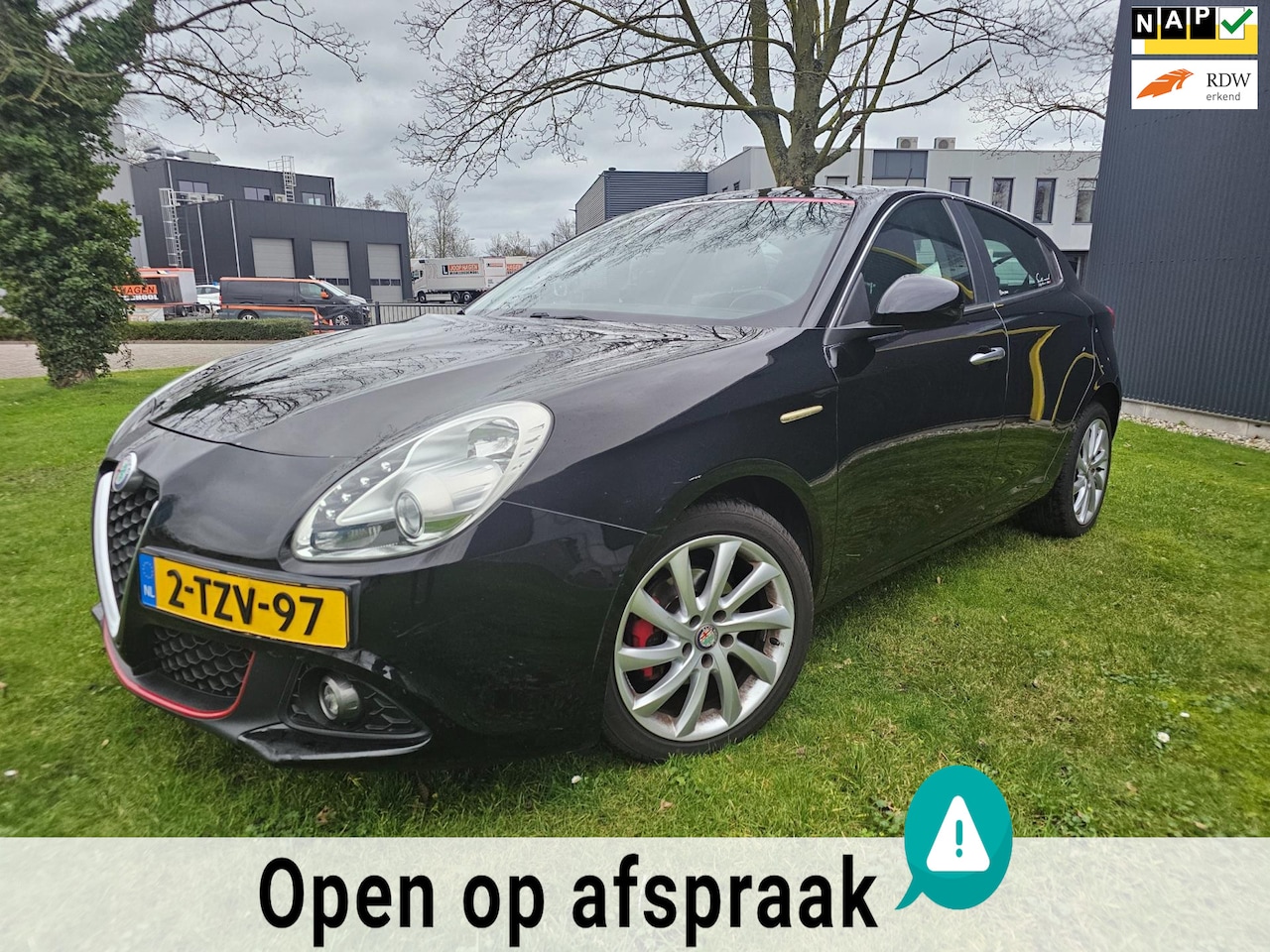 Alfa Romeo Giulietta - 1.6 JTDm Distinctive stage 1. Inruilmogelijk - AutoWereld.nl