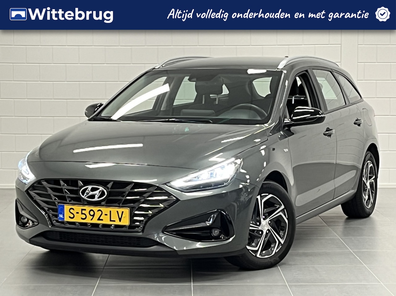 Hyundai i30 Wagon - 1.0 T-GDi MHEV Comfort Smart NAVIGATIE | CLIMATE CONTROL | LED KOPLAMPEN | RUIME STATIONWA - AutoWereld.nl