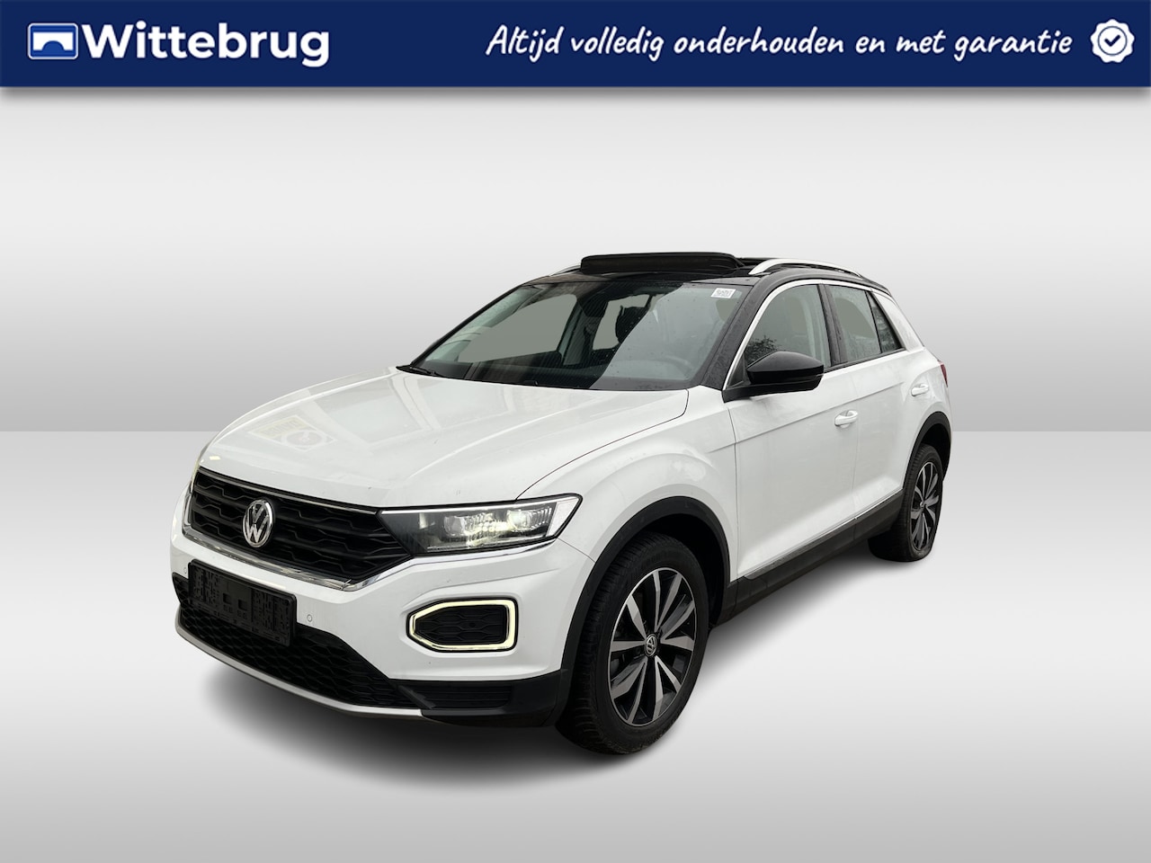 Volkswagen T-Roc - 1.0 TSI Style / PANO/ PARK. SENSOREN/ DODE HOEK/ LED/ STOEL VERWARM./ ADAPT. CRUISE/ APP-C - AutoWereld.nl