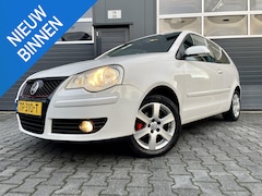 Volkswagen Polo - 1.2-12V UNITED *CRUISE*PDC*AIRCO*GTI GRILL*PIONEER