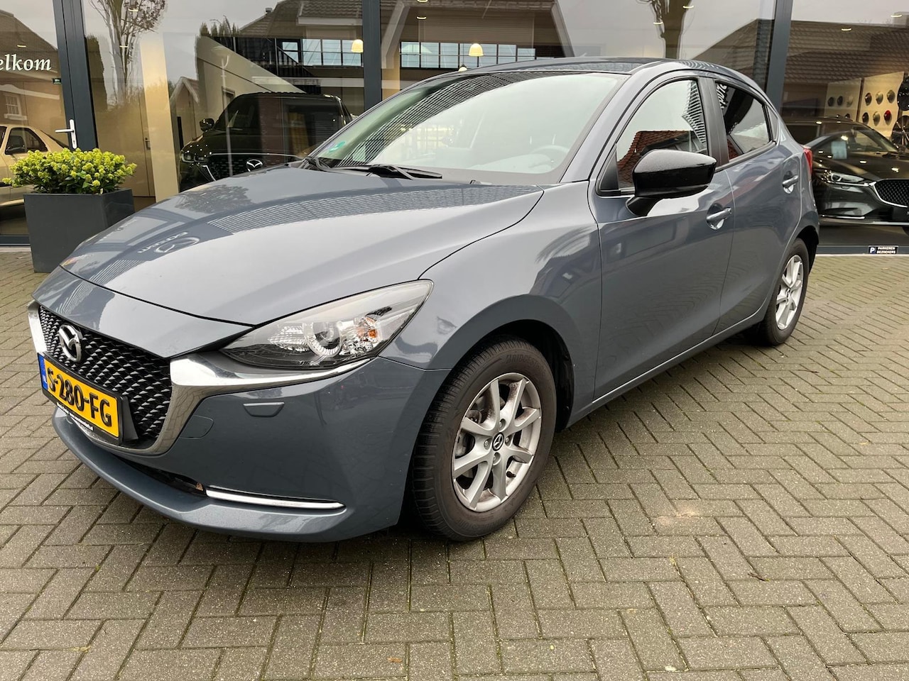 Mazda 2 - Skyactiv-G 90 6MT Sportive *Dealeronderhouden* *Verwacht* - AutoWereld.nl