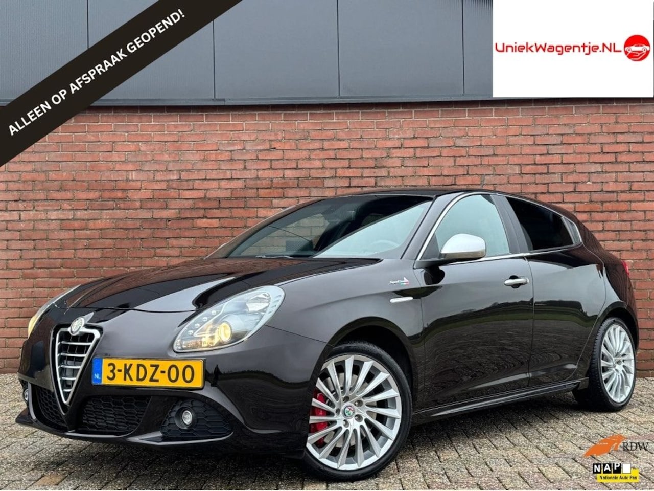 Alfa Romeo Giulietta - 1.4 T AUTOMAAT 170PK | NL-AUTO! | NAVI! - AutoWereld.nl