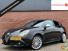 Alfa Romeo Giulietta - 1.4 T AUTOMAAT 170PK | NL-AUTO | NAVI