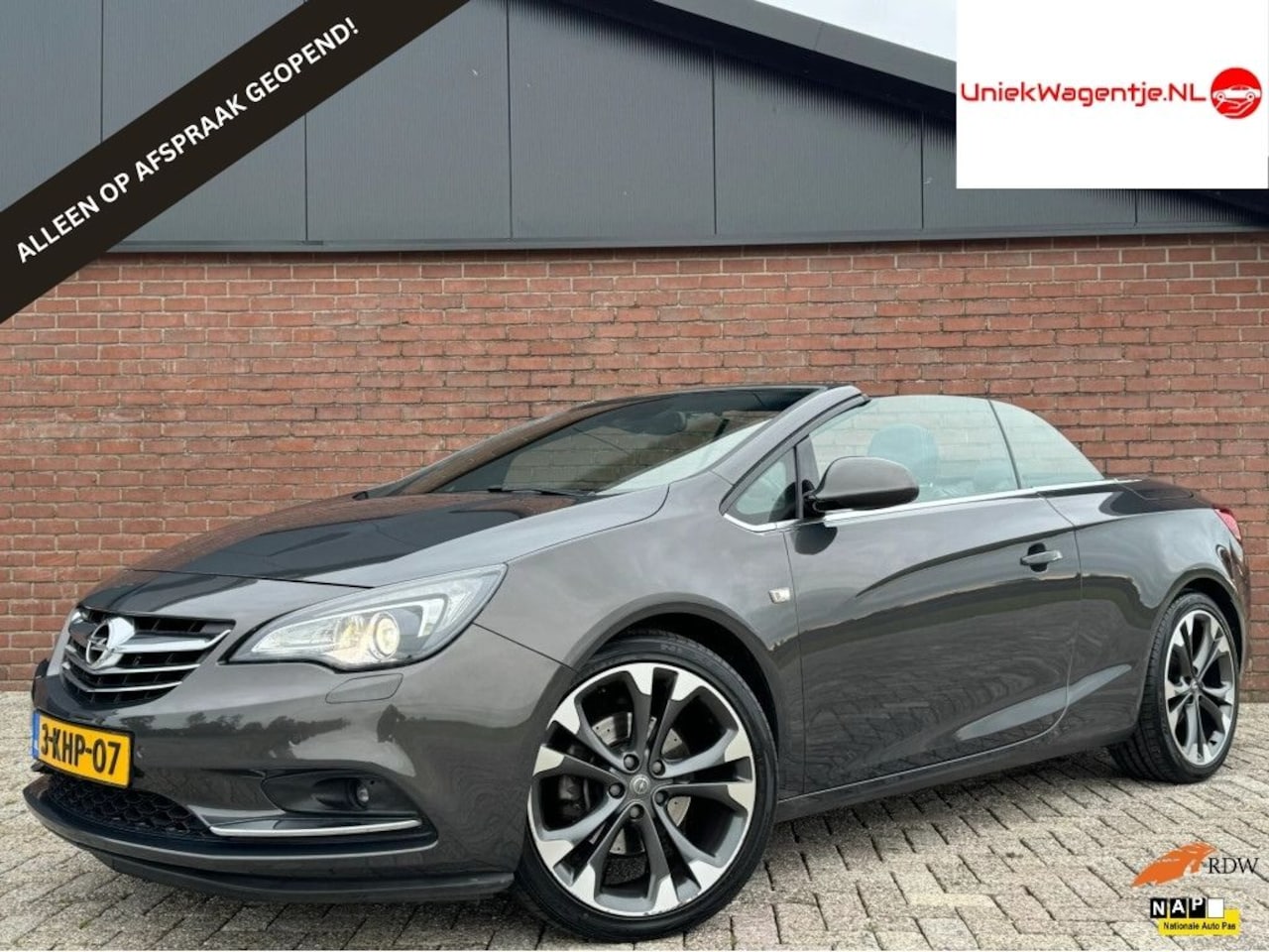 Opel Cascada - 1.4T COSMO | NL-AUTO! | LEDER | NAVI | CAMERA! - AutoWereld.nl